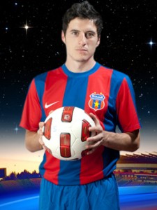 MARINESCU, LA LOC COMANDA?